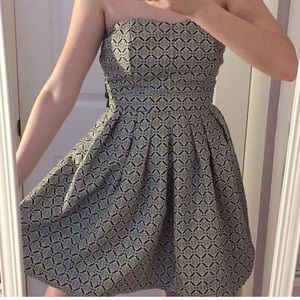 | 🌸 | Strapless Mini Dress